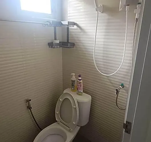 Pa House Hotel *